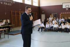 ba2bb4ca-3554-4cfd-8ee7-b222b0350920