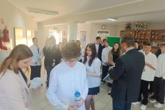 497517917_682855357937579_1123505057721004342_n