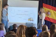 565661827_811994358357011_215984903415184274_n