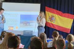 565700738_812006471689133_8693404315272714034_n