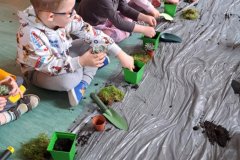 dd1ba983-f520-4726-8f41-ac5270965cc0