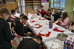 302a409c-c3e6-4558-86ad-56d705a329d2