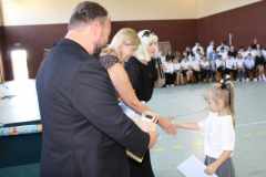 3a207759-3f9a-4daa-aa4c-7afbd568e203